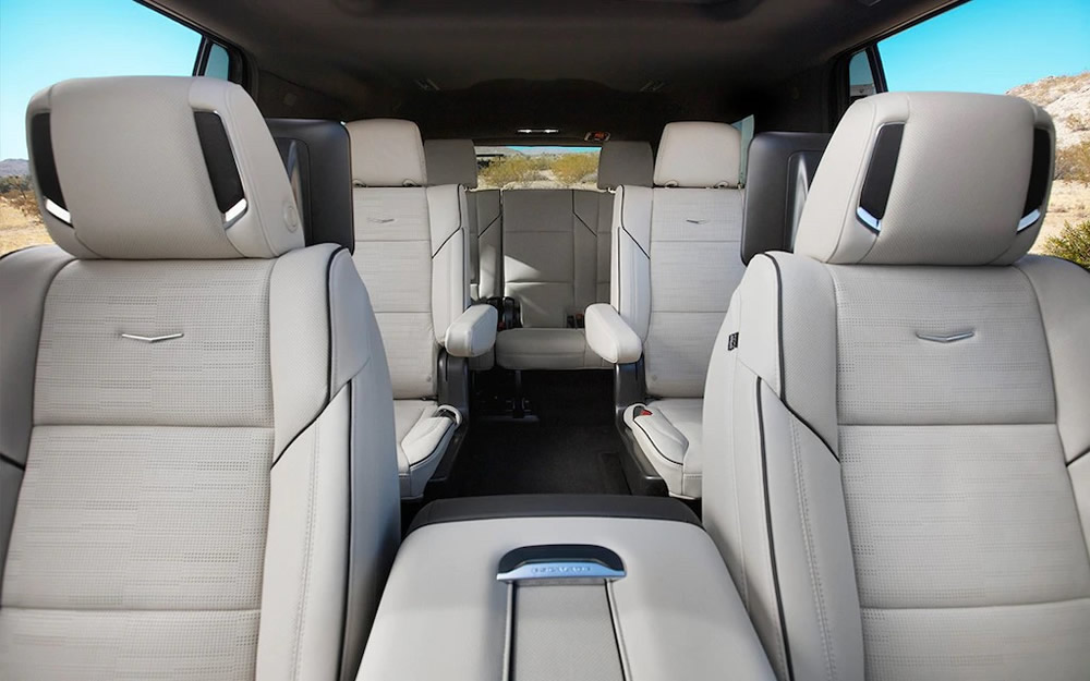 エスカレードカスタム札幌