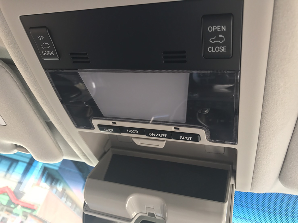 右ハンドルランクル200ディーゼル