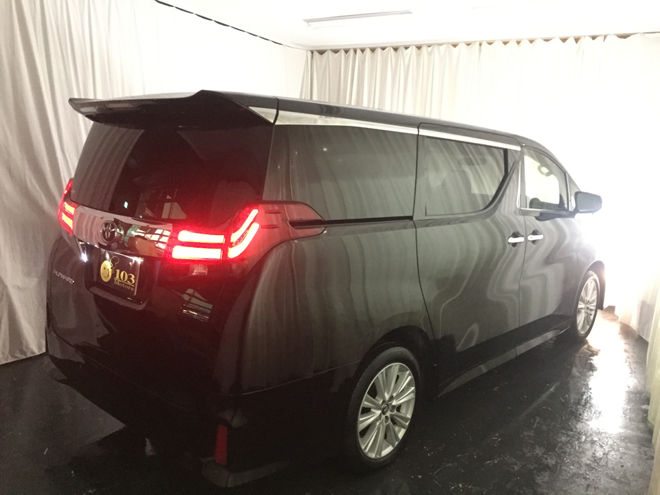 アルファードトミーモータース