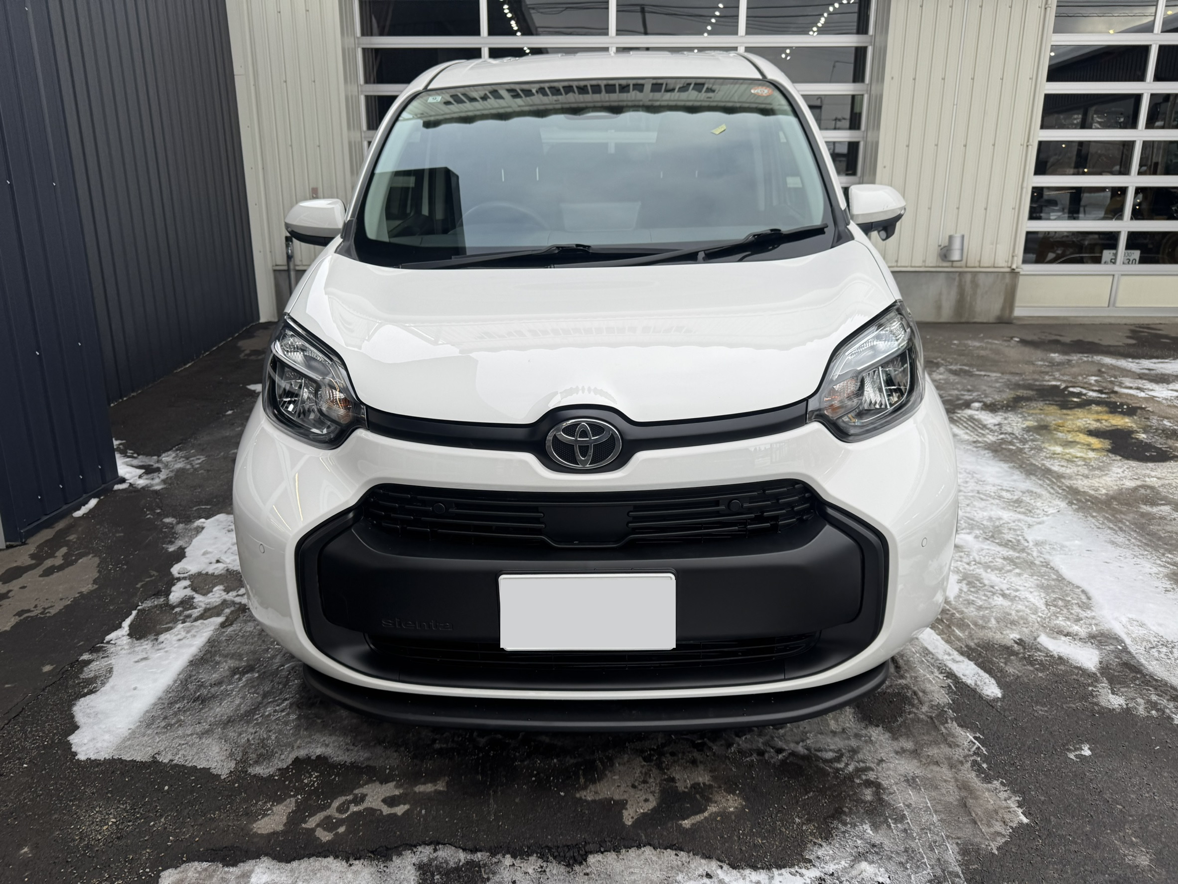 札幌 トヨタ 板金修理 完成