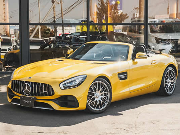 中古車ベンツカスタムセダン専門店