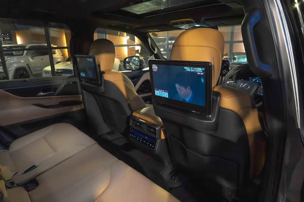 レクサスLX600専門店トミーモータース