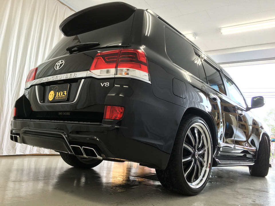 カスタムランクルトミーモータース